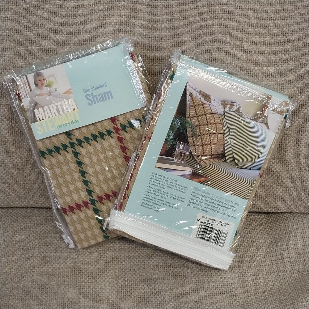 2 Vintage Martha Stewart Standard Pillow Shams Beige Evergreen Cranberry Pattern